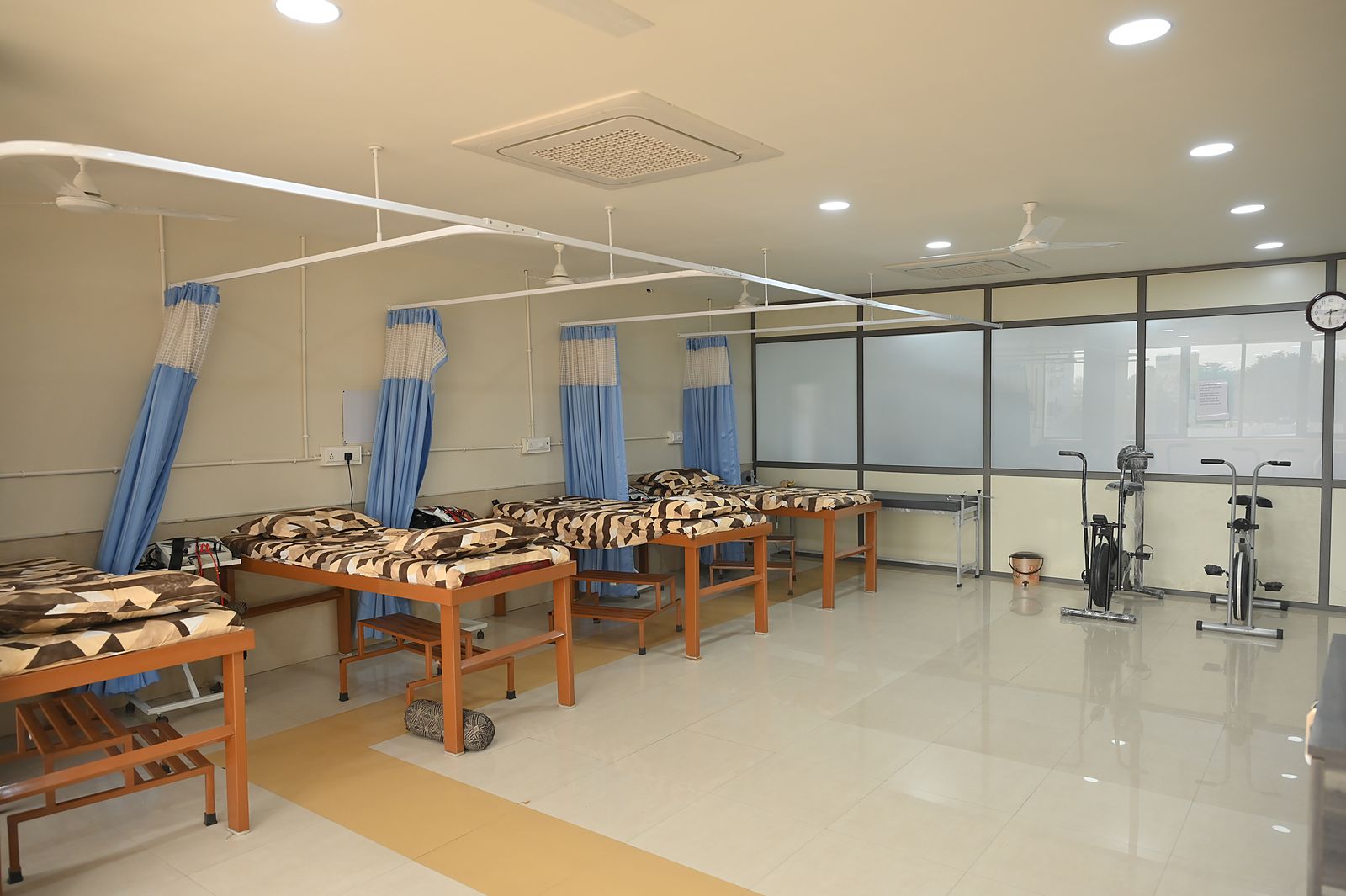 Physiotherapy & Fitness Centre: Physiotherapy Centre