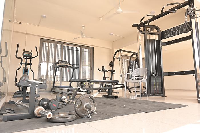 Boys Hostel: Gym