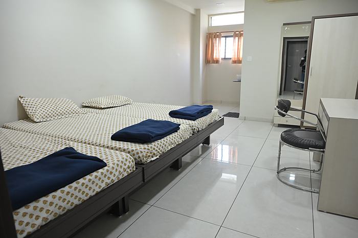 Guest Rooms: Guest Room